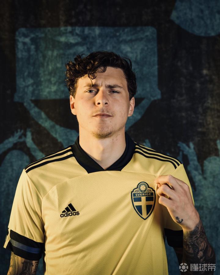 ayx-关键时刻尤文图斯迎来里程碑：欧超杯节点到来；悬念犹存；身体对抗强度拉满(尤文图斯vs曼城巅峰对决)